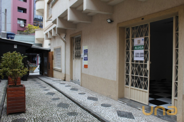 Conjunto Comercial no Centro de 57 m²  - 205508-I2