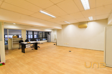 Imobiliária Cilar Aluga Sobreloja no Centro com 130m², REF. 07