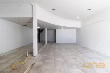 Loja com 66.7 m² no Centro
