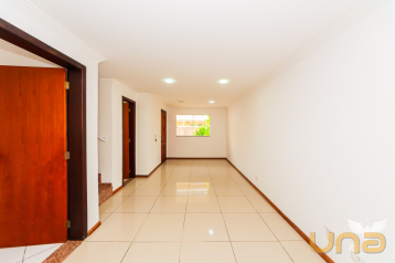 Sobrado em SANTA FELICIDADE com 140,00m² 