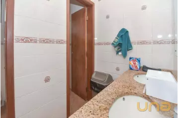 Sala/Conjunto Comercial no Campina do Siqueira de 390,00 m²  -