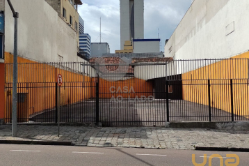 Terreno/Área no Centro de 323,00 m² - Curitiba/PR.