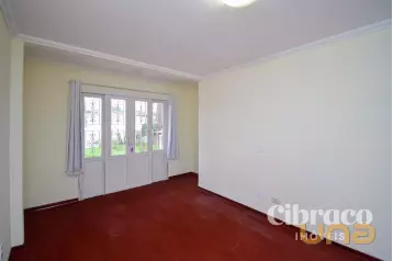 Casa em São José dos Pinhais, de 100,00m² com 4 quartos