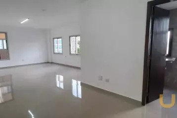 Sala Comercial na Candido de Abreu, com uma vaga