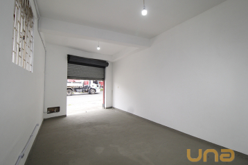 Imobiliária Cilar Aluga Loja no Água Verde com 48m², Ref. 0045