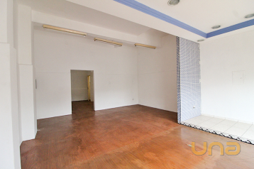 Imobiliária Cilar Vende Prédio no Alto da Rua XV com 908,64m²,