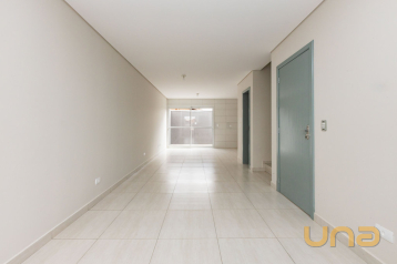 Sobrado em SANTA FELICIDADE com 135,00m²