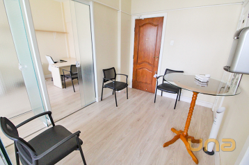 Imobiliária Cilar Aluga Conjunto Comercial no Centro com 42m²,