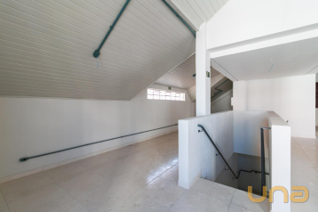Imovel comercial com 140 m² no Centro