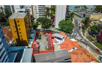 Terreno Centro Cívico