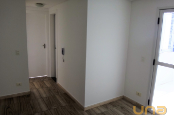 Apartamento no CRISTO REI de 55,00 m²  - 06423.009-FT