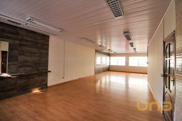 Imobiliária Cilar Aluga Conjunto Comercial no Centro com 90m²,