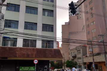 Loja para alugar, 99 m² por R$ 4.500,00/mês - Centro - Curitib