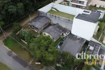 Terreno no Parque Barigui, com 558 m²