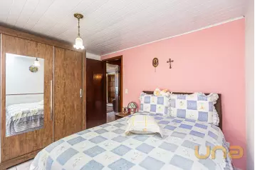 Terreno com 600 metros no Mossunguê e 2 residências.