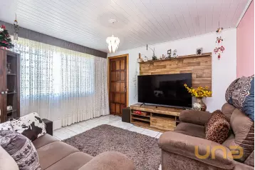 Terreno com 600 metros no Mossunguê e 2 residências.