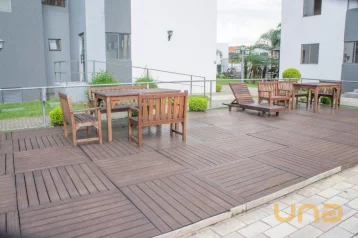 Apartamento com 3 dormitórios para alugar, 67 m² por R$ 2.450,