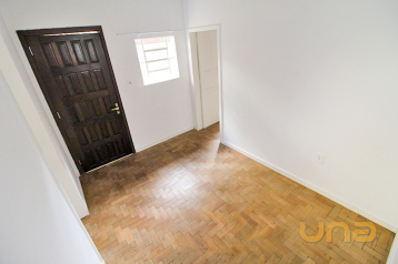 Imobiliária Cilar Aluga Kitnete no Alto da XV com 30m², Ref. 0