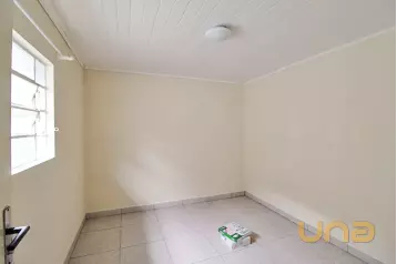 Imobiliária Cilar Aluga Kitnet no Alto da XV com 30m², Ref. 07