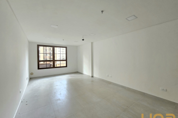 Conjunto para alugar, 36 m² por R$ 1.708,41/mês - Cristo Rei -