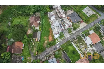 Terreno ZR3 no Campo Comprido.