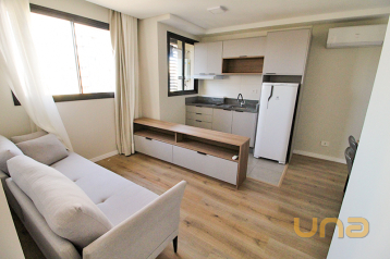 Imobiliária Cilar Aluga Stúdio no Centro com 47,68m², Ref. 002